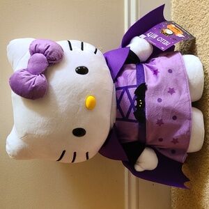 Hello Kitty Halloween Greeter 🎃